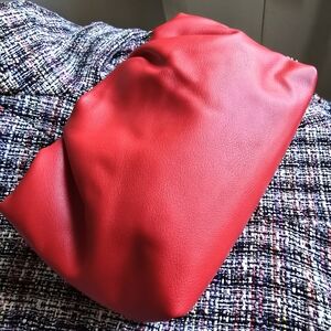 Elizabeth arden pouch bag